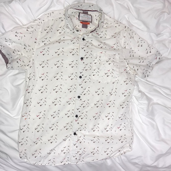 Denim & Flower Other - Denim & Flower “Flock of Gulls” Shirt